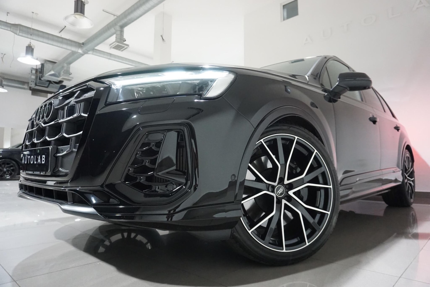 Used Audi Q7 2025 for sale - 76994010: Photo 31