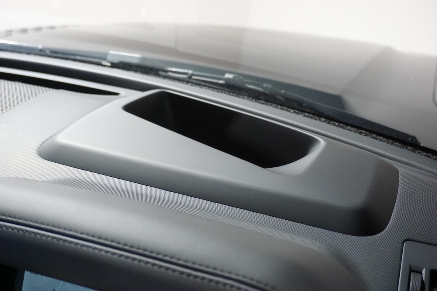 Used Land Rover Defender 110 for sale - 77314803: Photo 17