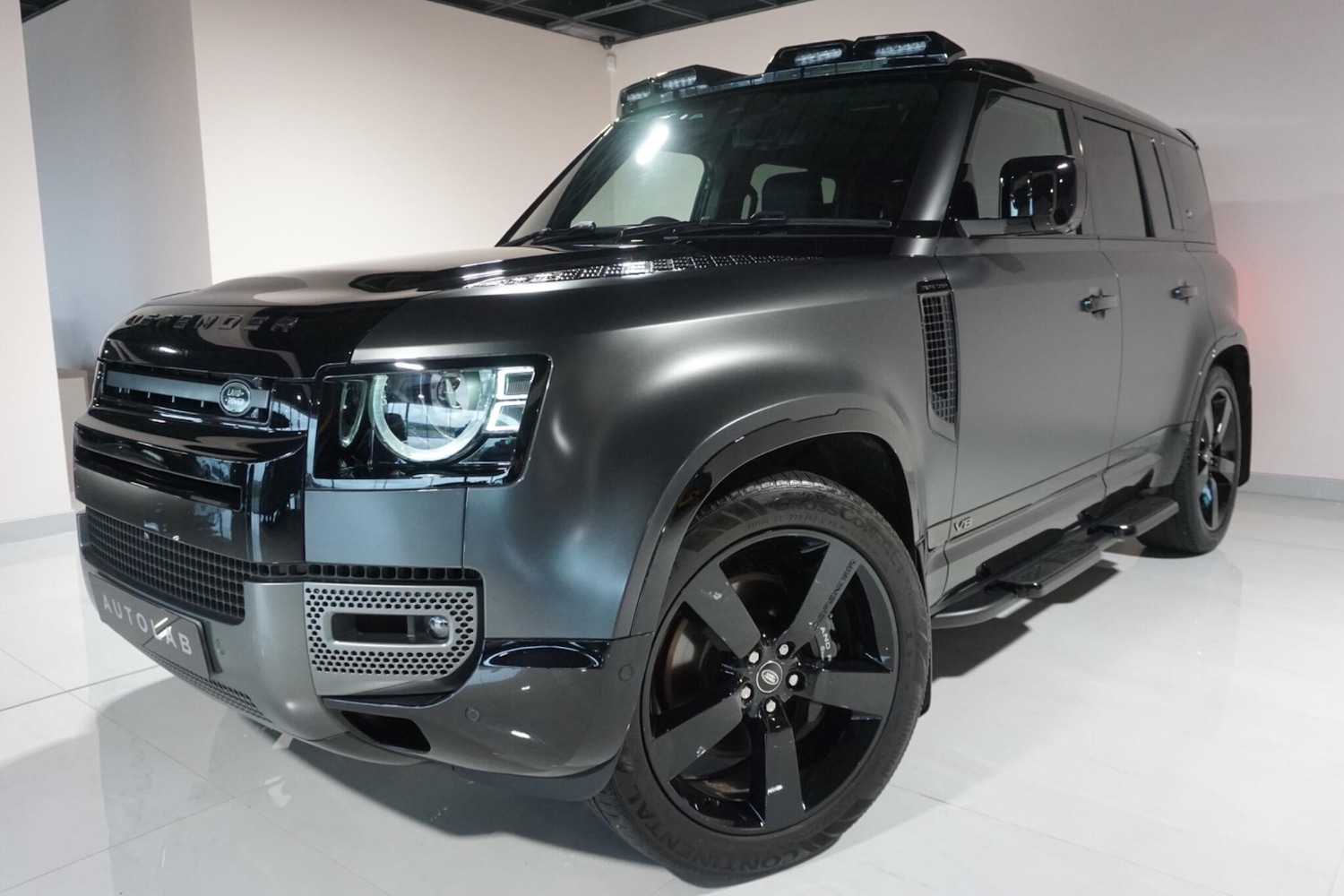 Used Land Rover Defender 110 for sale - 77314803: Photo 29