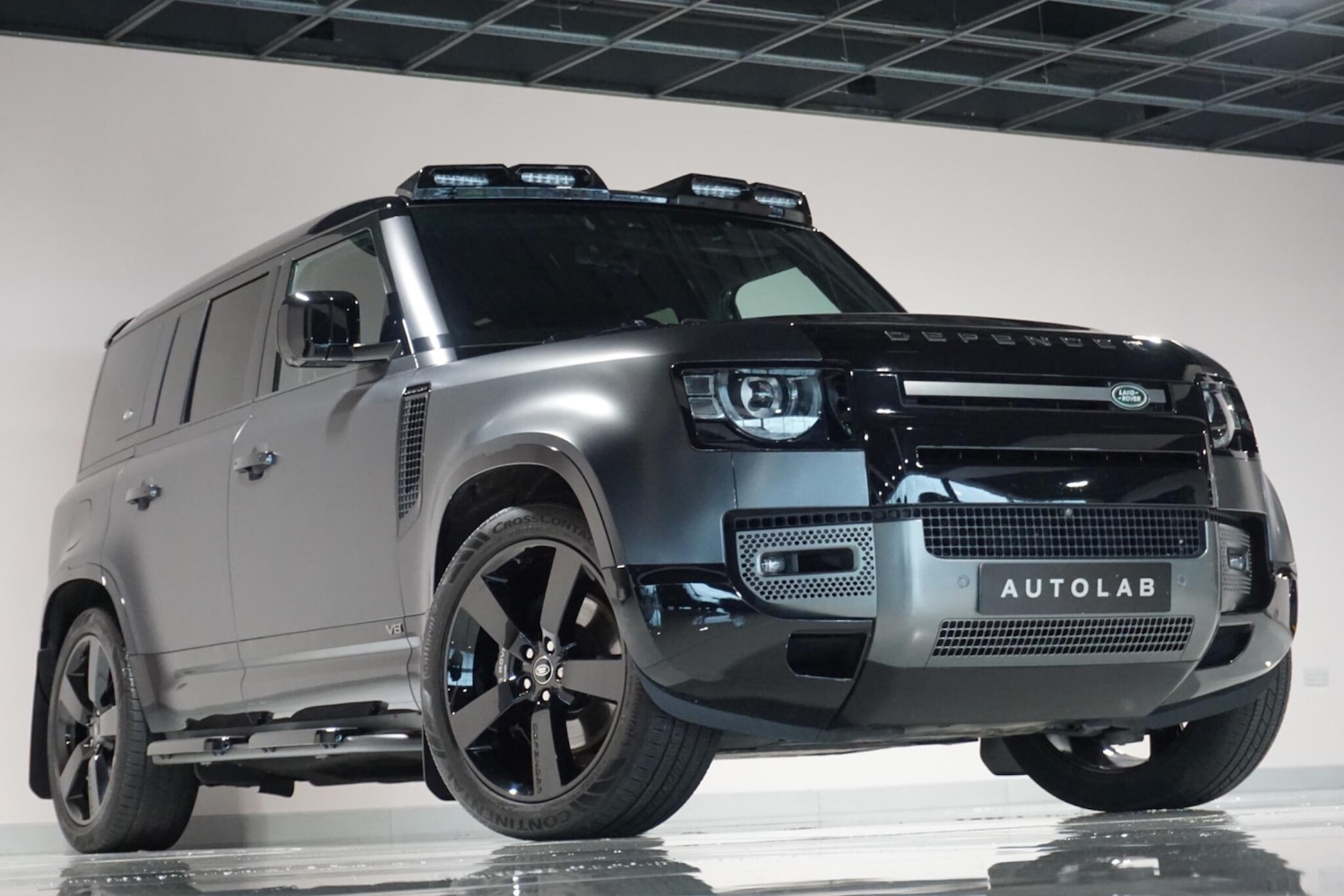 Used Land Rover Defender 110 for sale - 77314803: Photo 33