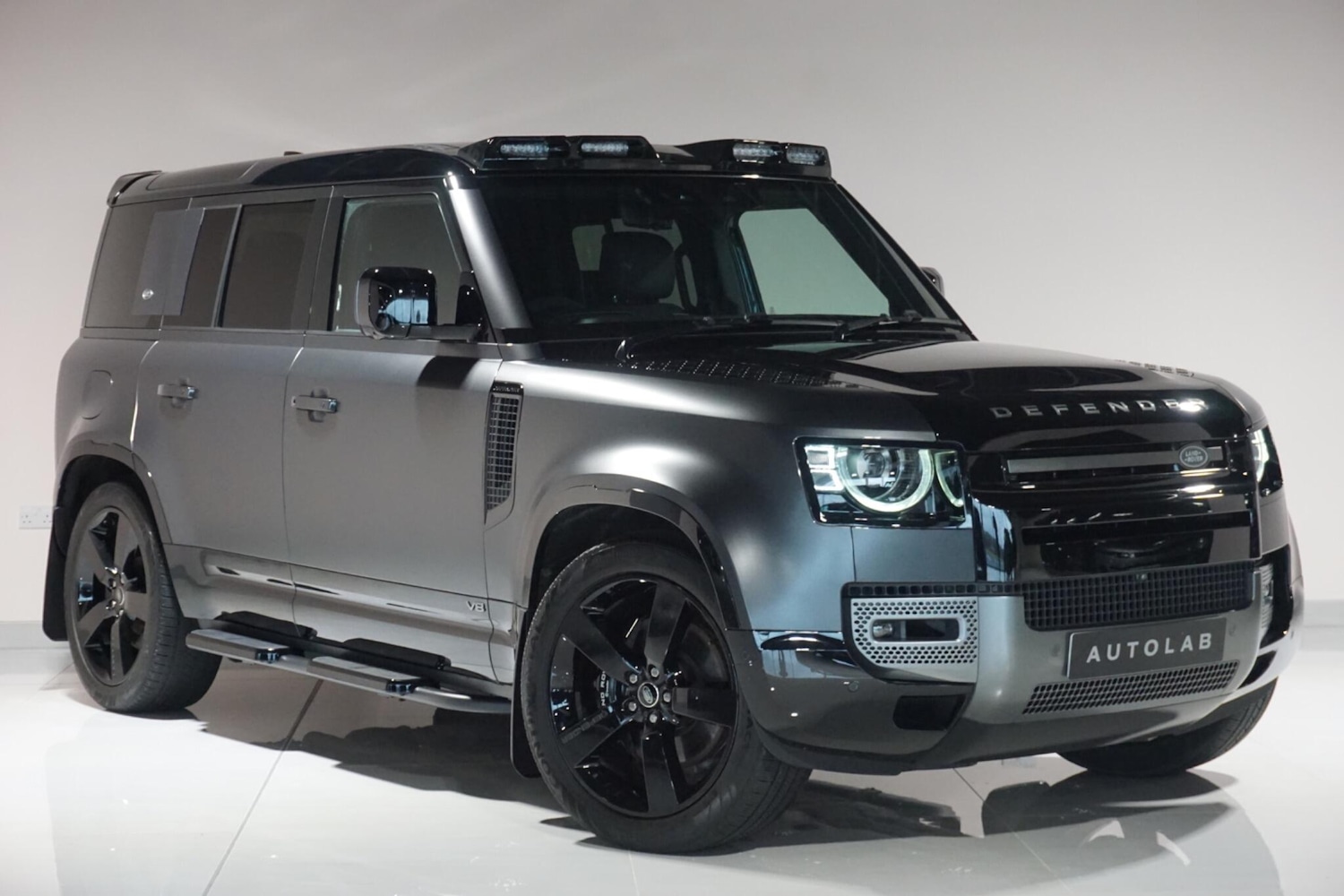 Used Land Rover Defender 110 for sale - 77314803: Photo 42