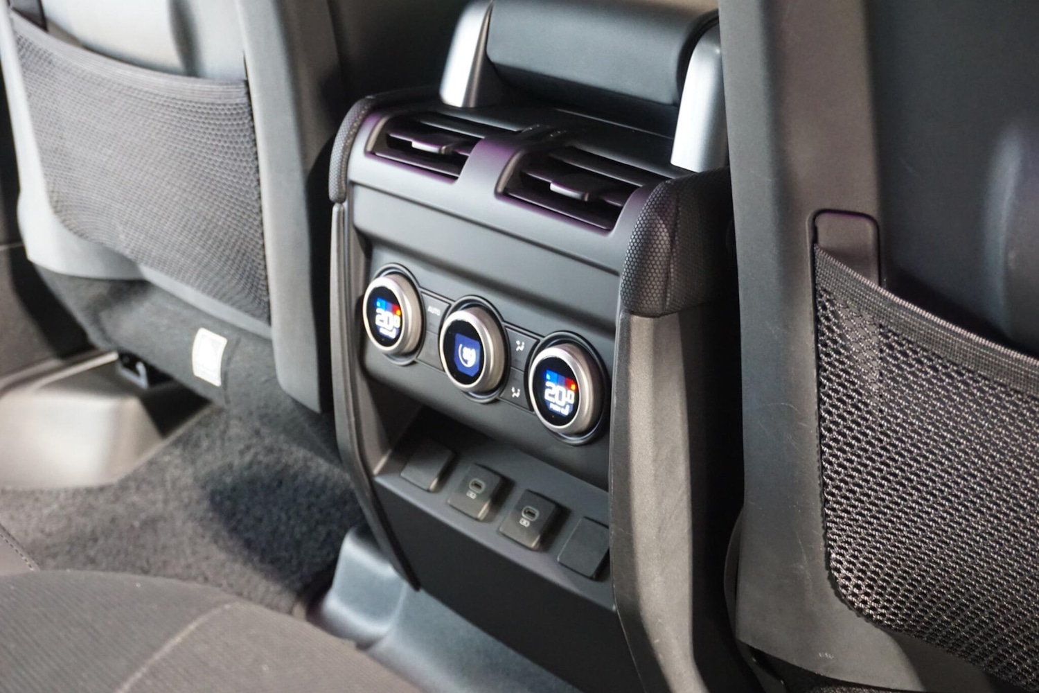 Used Land Rover Defender 110 for sale - 77314803: Photo 69