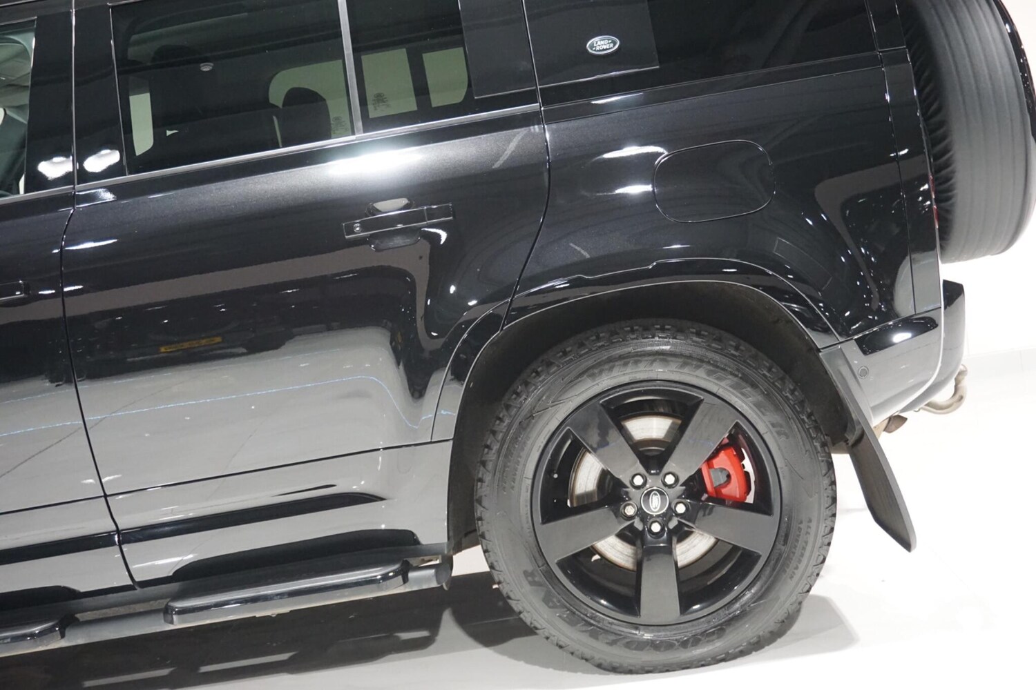 Used Land Rover Defender 110 for sale - 76936284: Photo 44