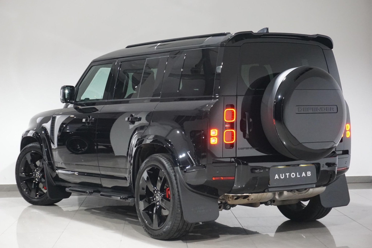 Used Land Rover Defender 2023 for sale - 76913901: Photo 41