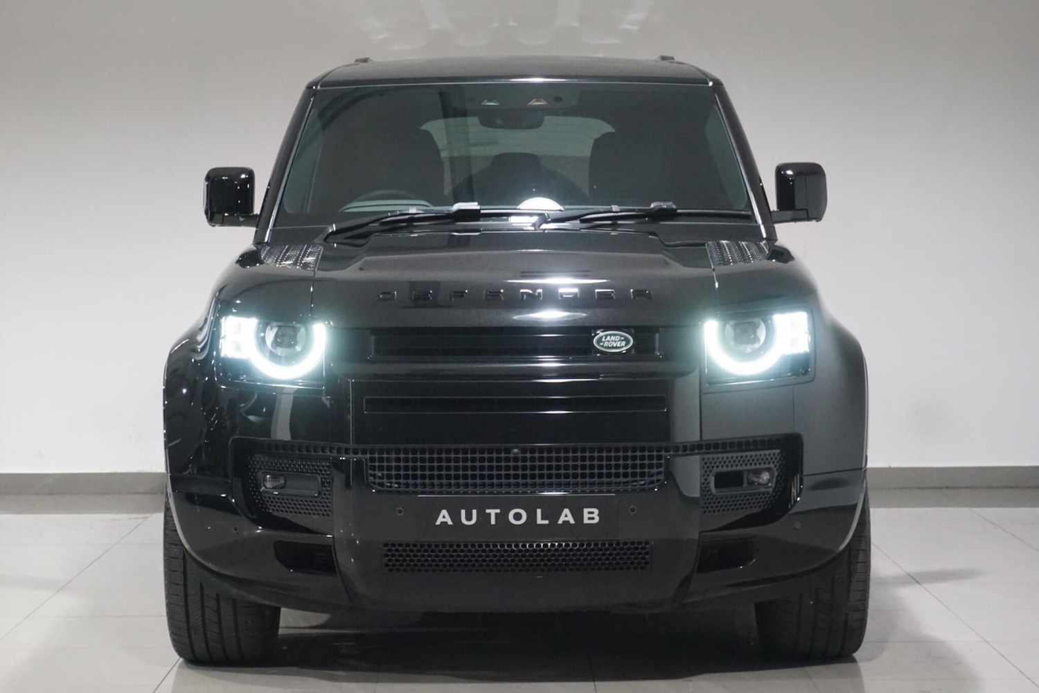 Used Land Rover Defender 2023 for sale - 76913901: Photo 7