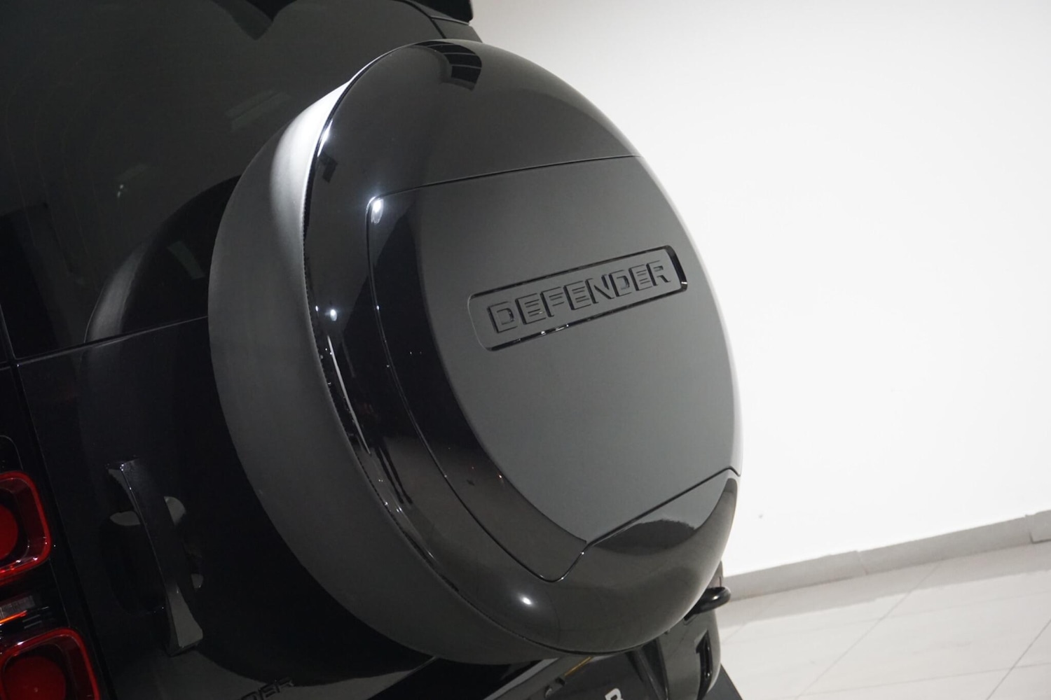 Used Land Rover Defender 2023 for sale - 76913901: Photo 73