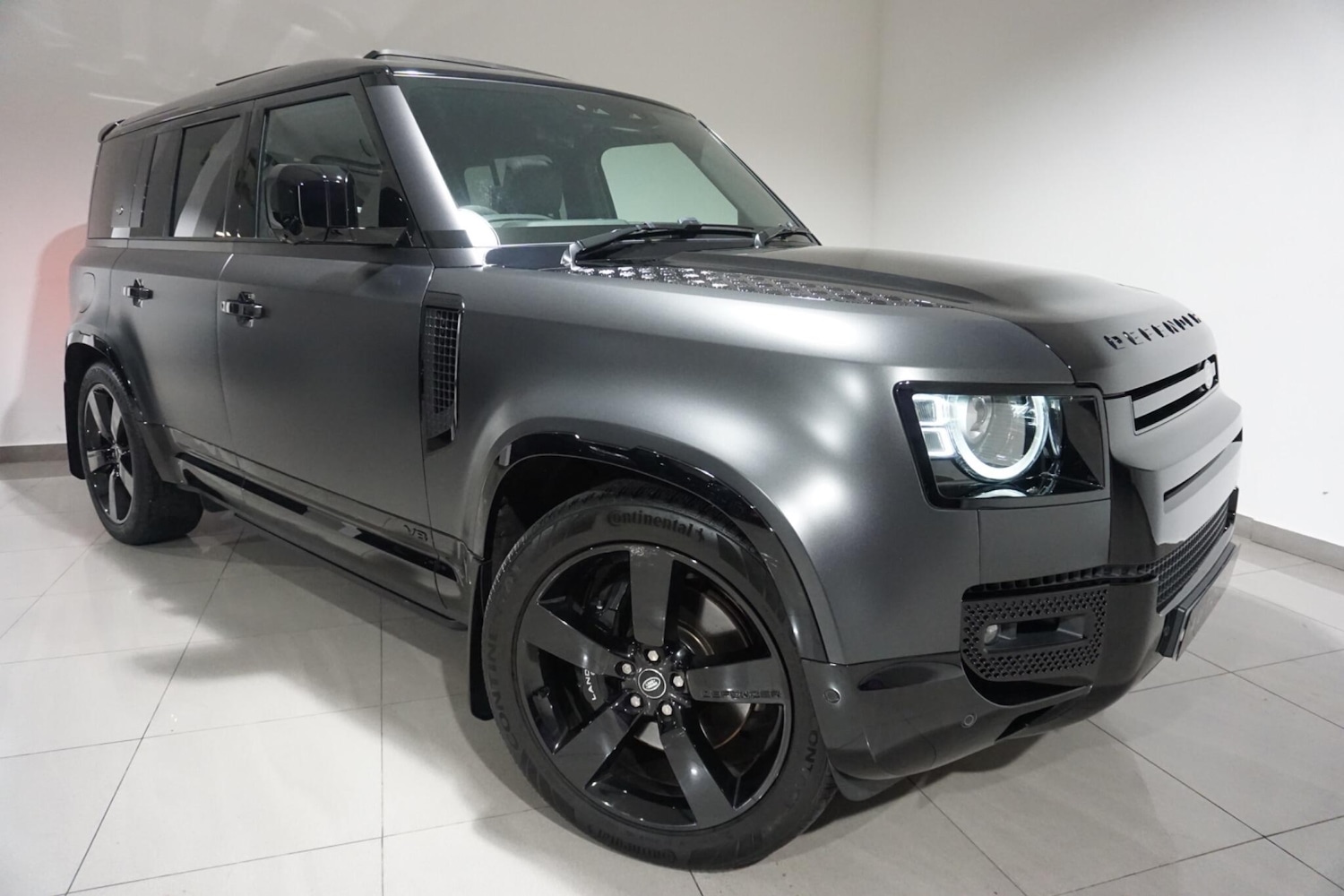 Used Land Rover Defender 110 2024 for sale - 76360381: Photo 25