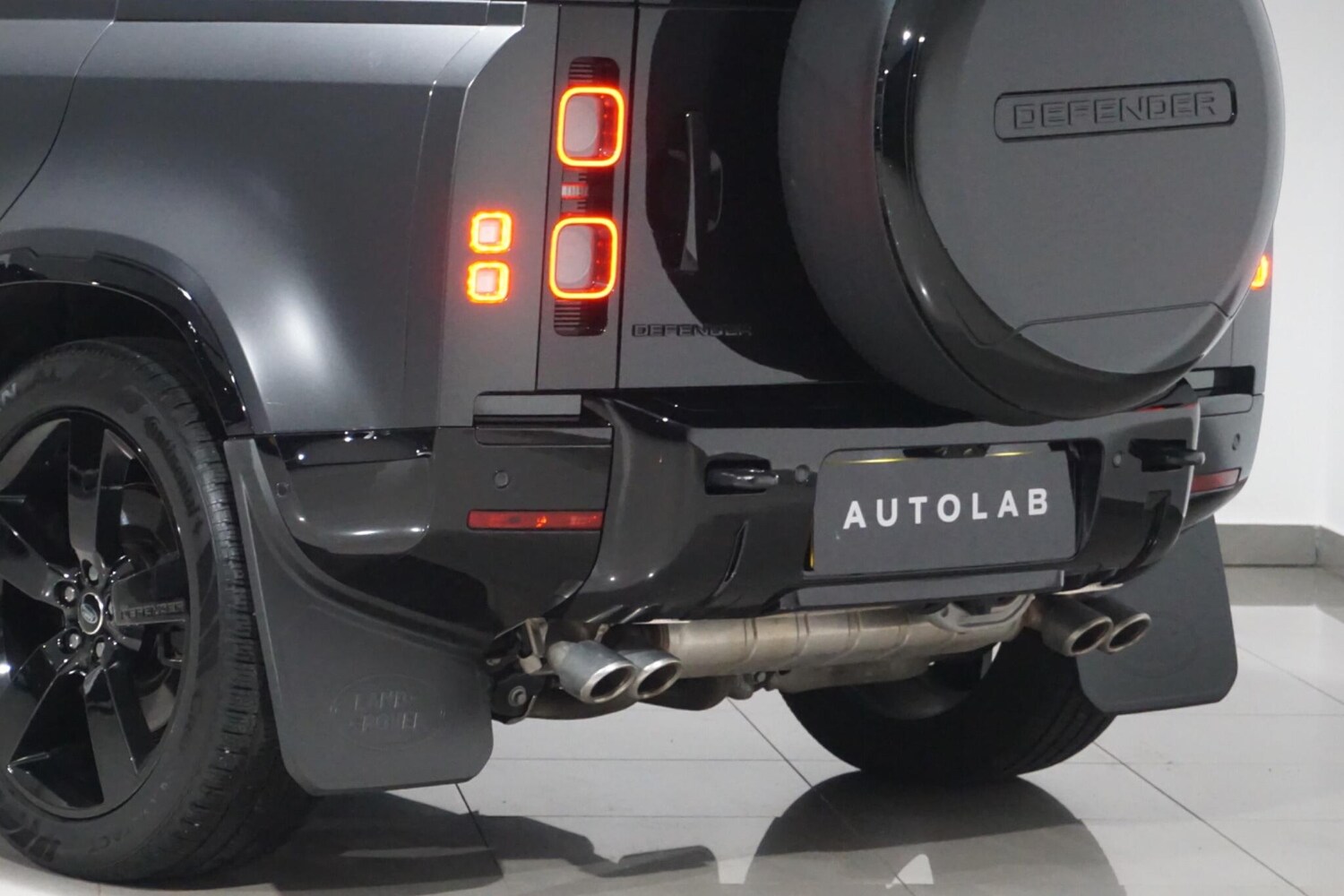 Used Land Rover Defender 110 2024 for sale - 76360381: Photo 47