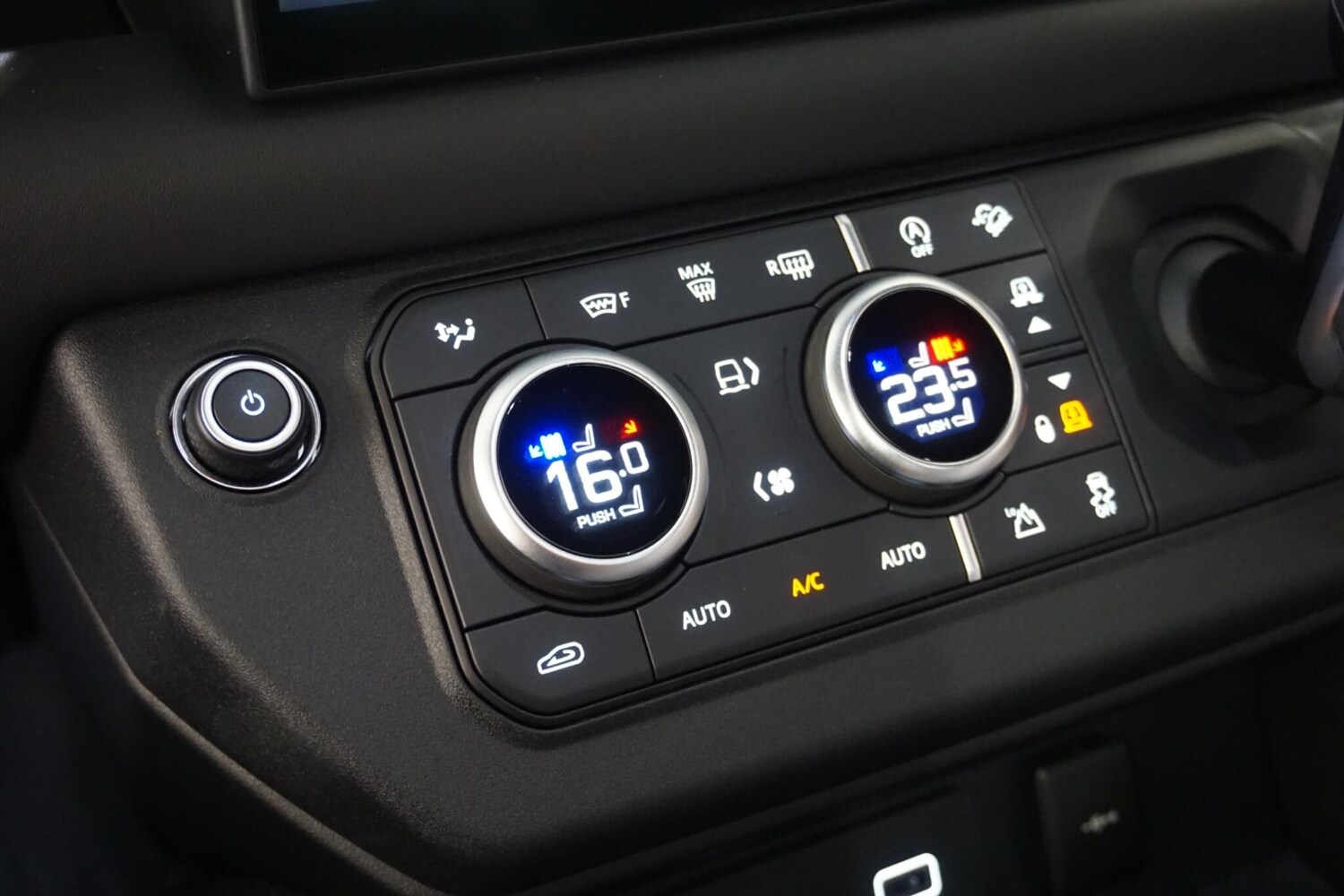 Used Land Rover Defender 110 2024 for sale - 76360381: Photo 66