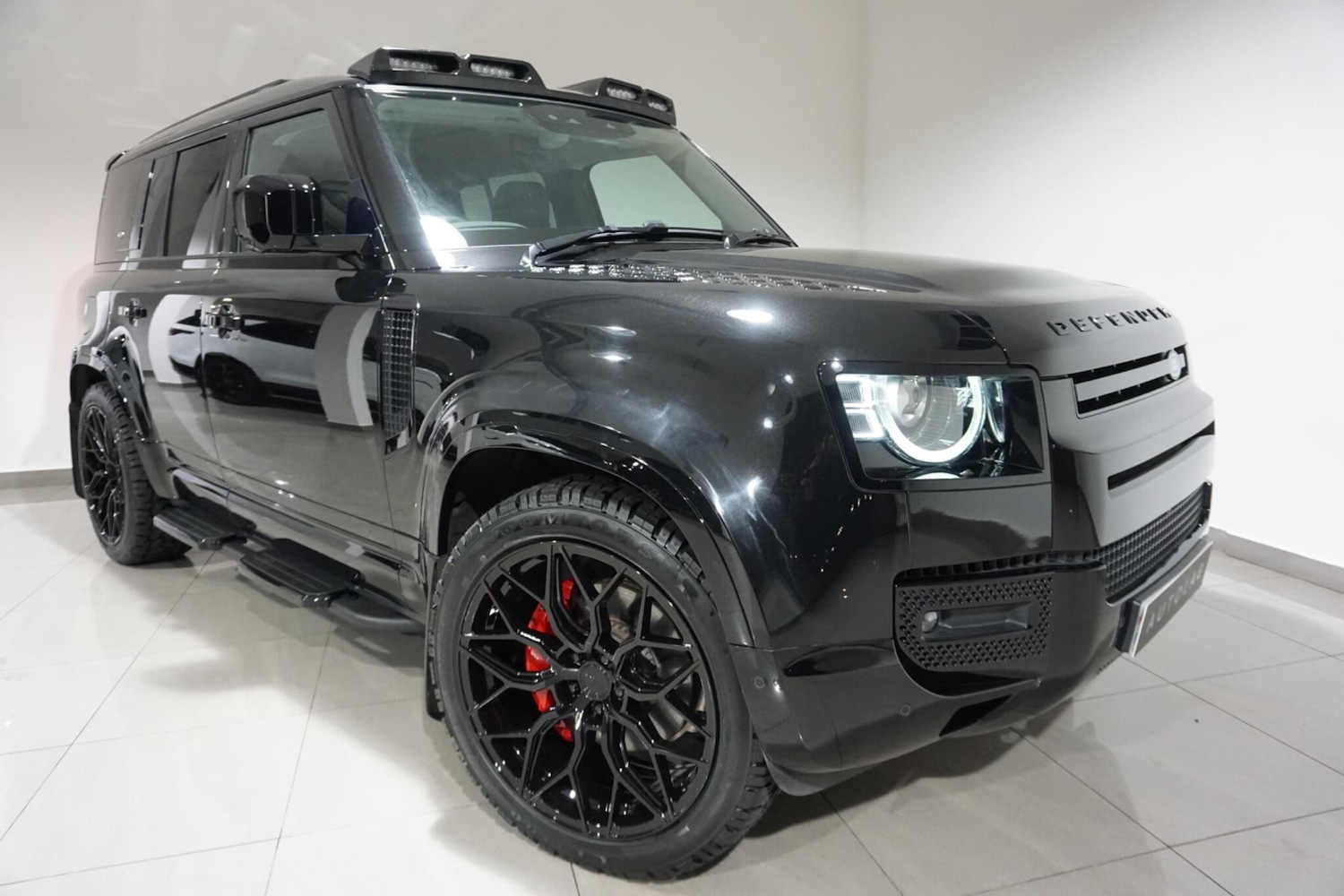 Used Land Rover Defender 110 for sale - 77029162: Photo 26