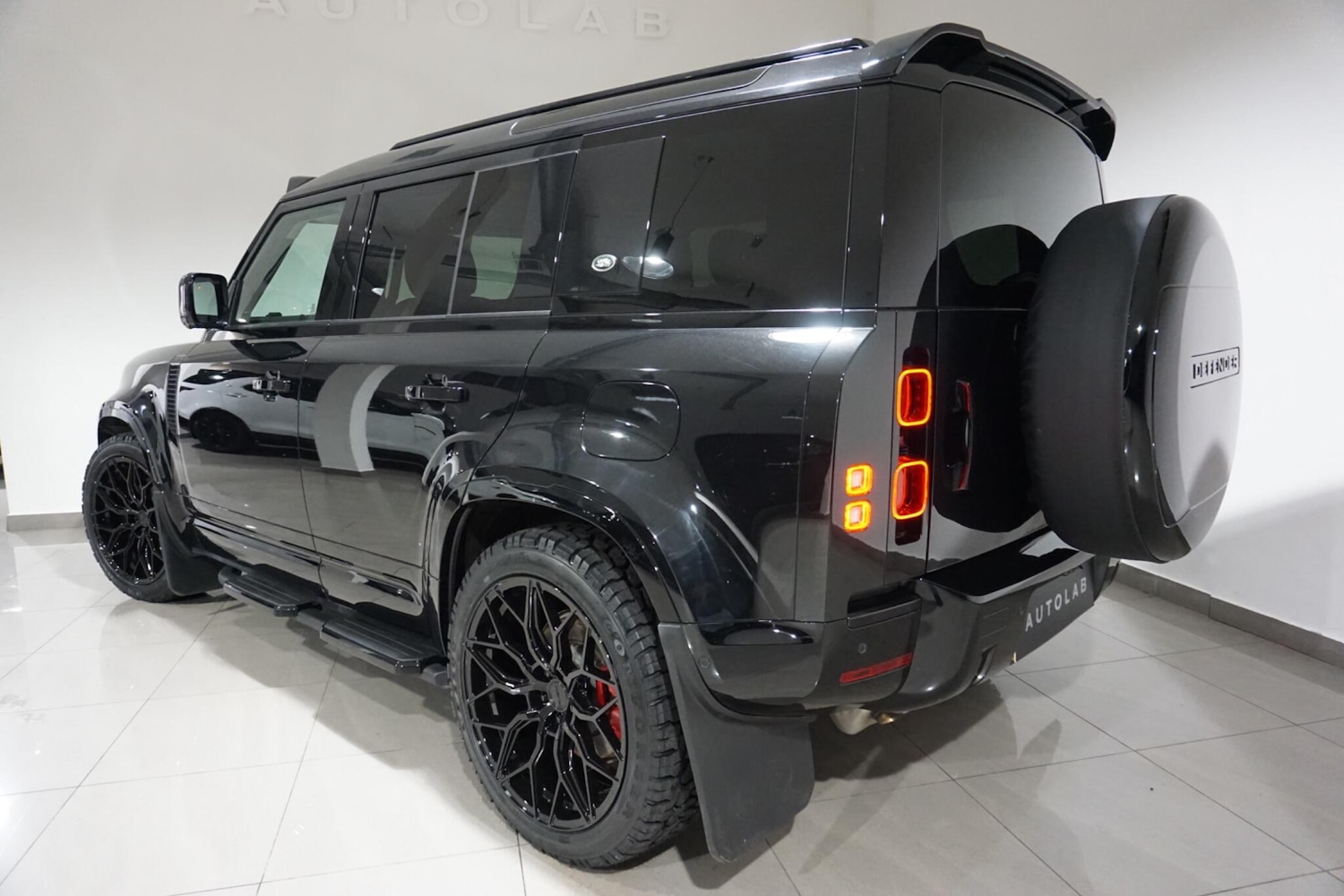 Used Land Rover Defender 110 for sale - 77029162: Photo 29