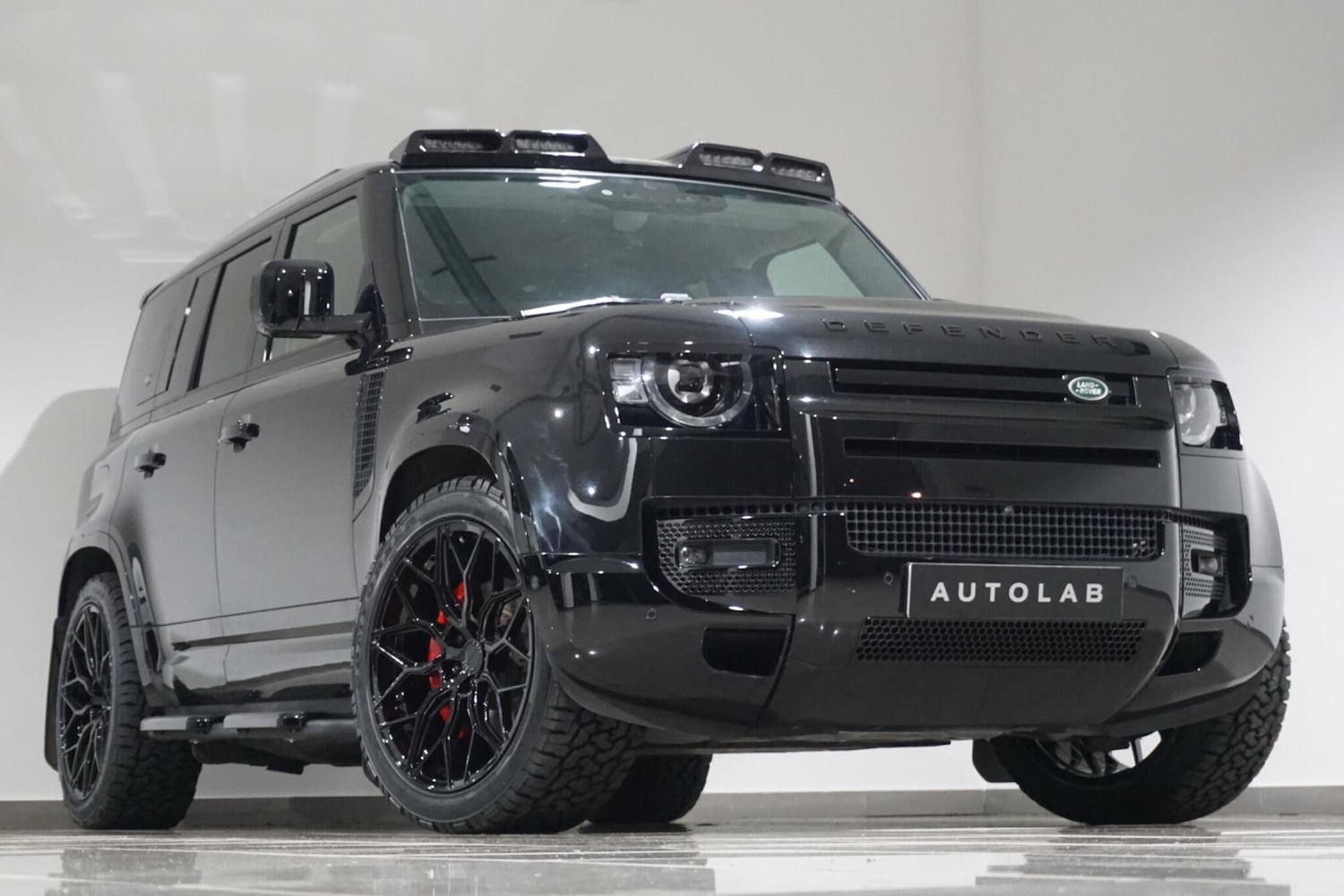 Used Land Rover Defender 110 for sale - 77029162: Photo 32