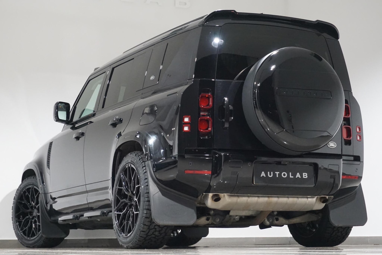 Used Land Rover Defender 110 for sale - 77029162: Photo 33