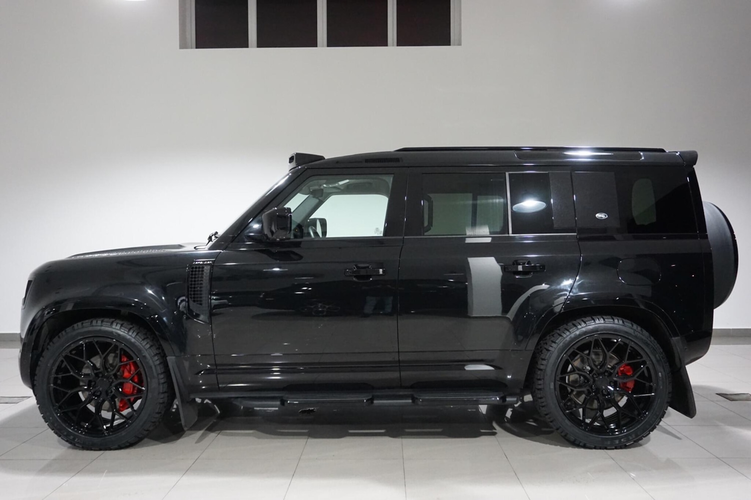 Used Land Rover Defender 110 for sale - 77029162: Photo 37