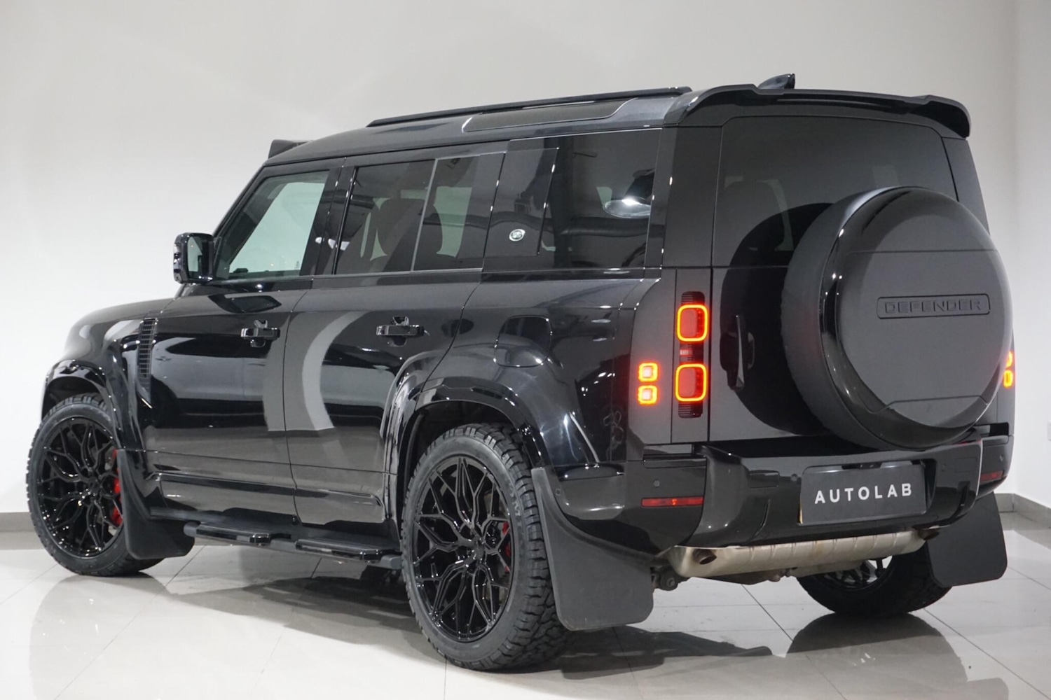 Used Land Rover Defender 110 for sale - 77029162: Photo 42