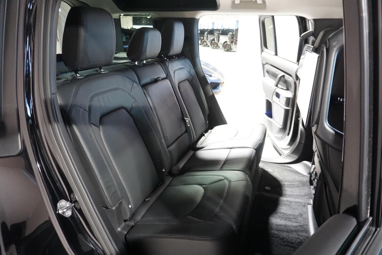 Used Land Rover Defender 110 for sale - 77029162: Photo 57