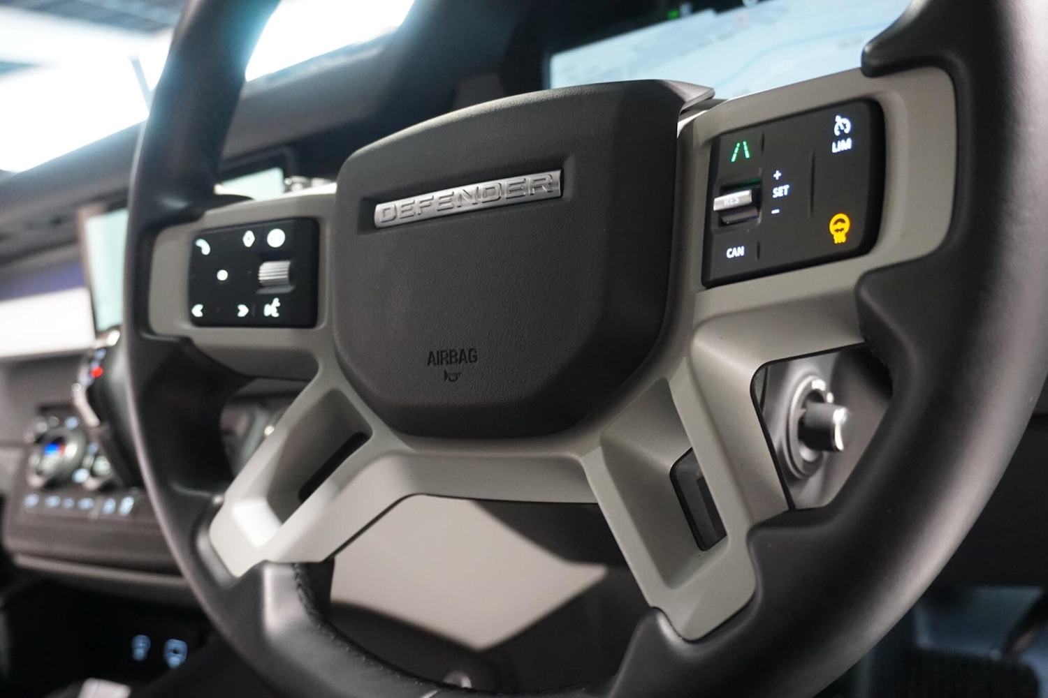 Used Land Rover Defender 110 for sale - 77029162: Photo 60