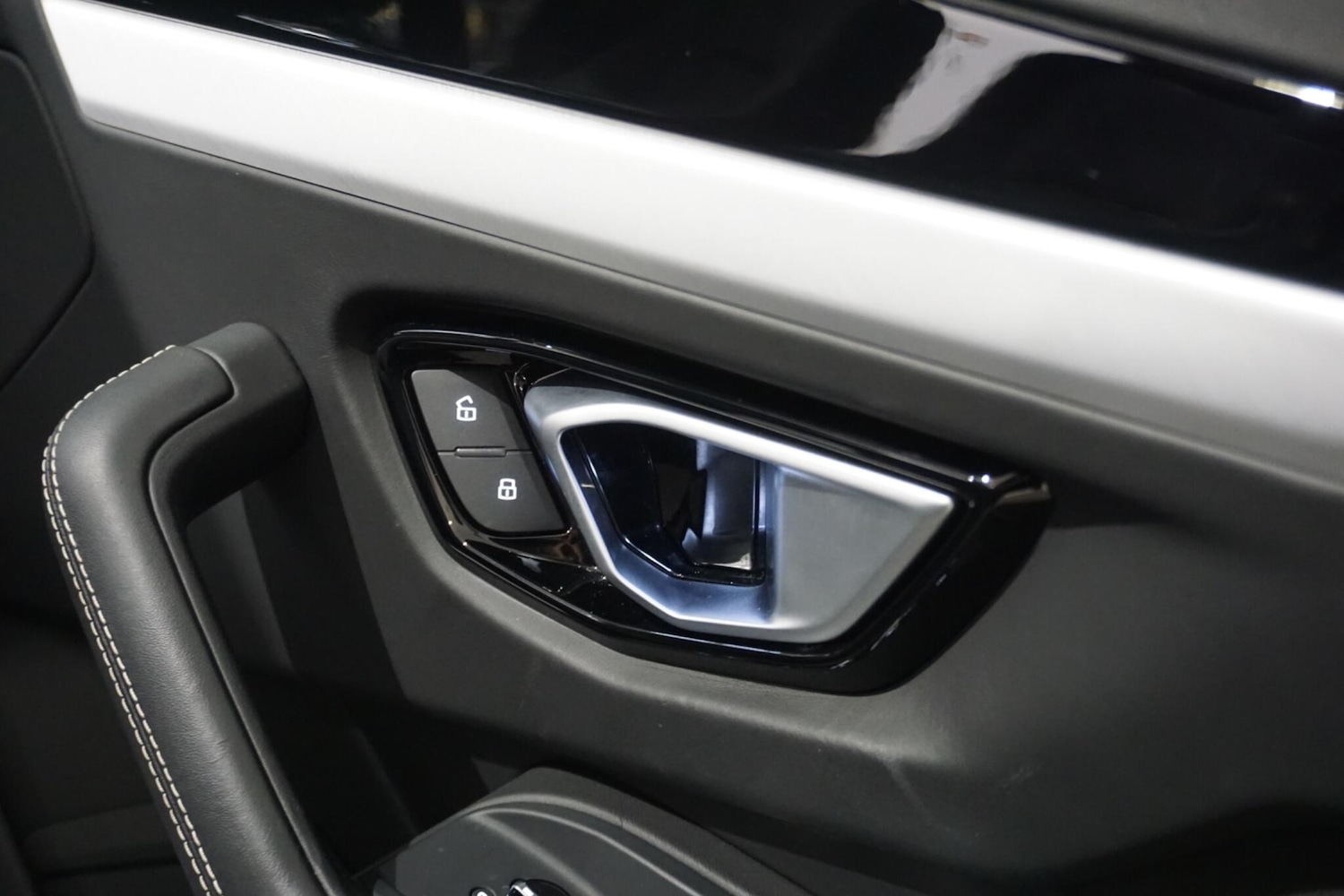 Used Lamborghini Urus 2020 for sale - 76992566: Photo 74