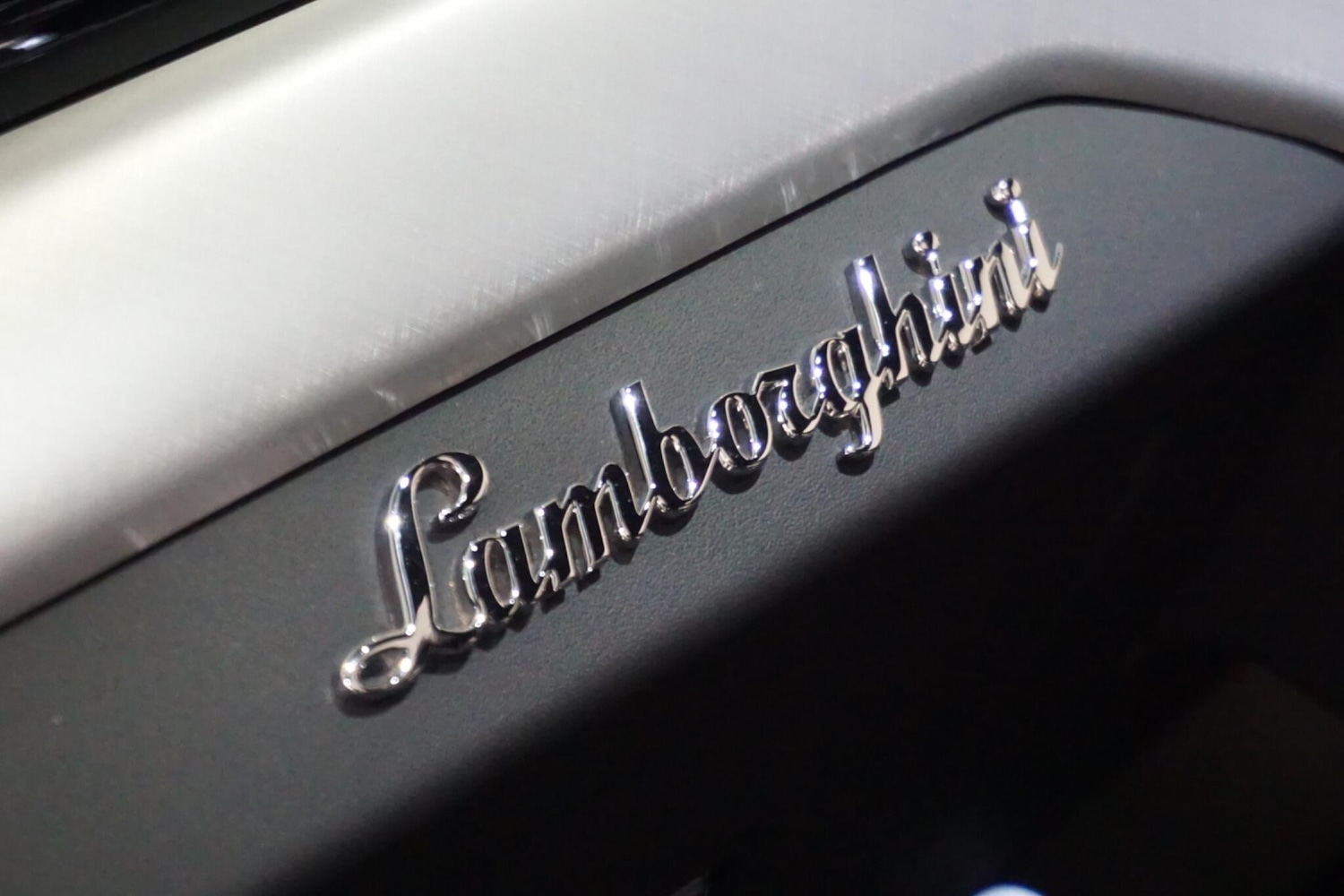 Used Lamborghini Urus 2020 for sale - 76992566: Photo 77