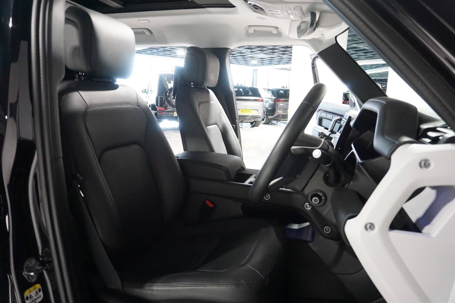 Used Land Rover Defender 110 for sale - 77440144: Photo 13