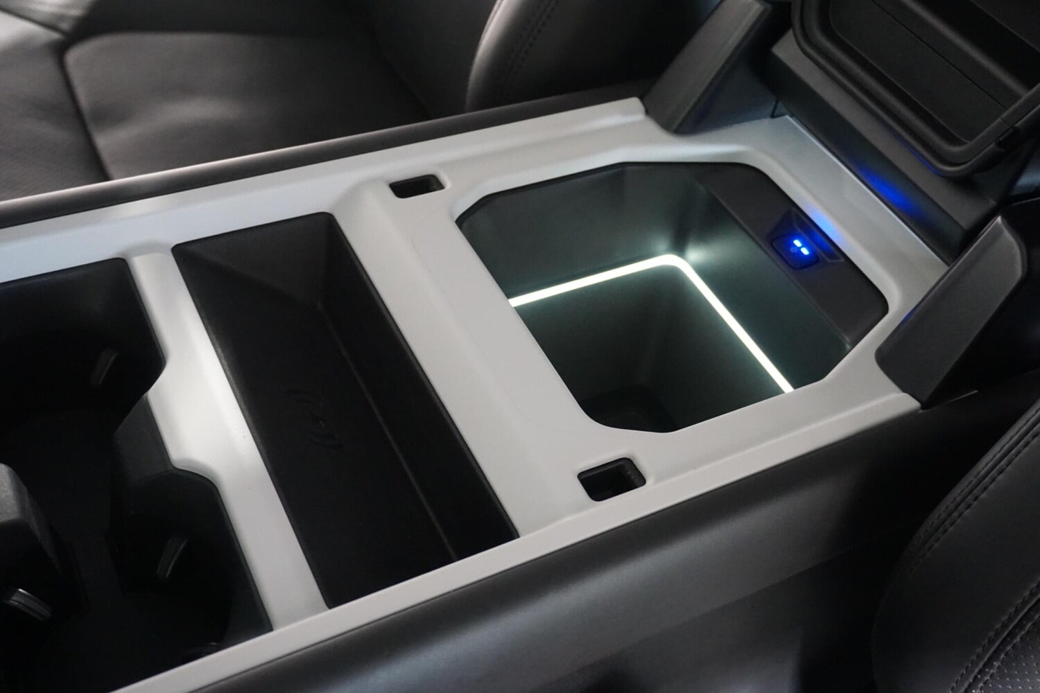 Used Land Rover Defender 110 for sale - 77440144: Photo 22