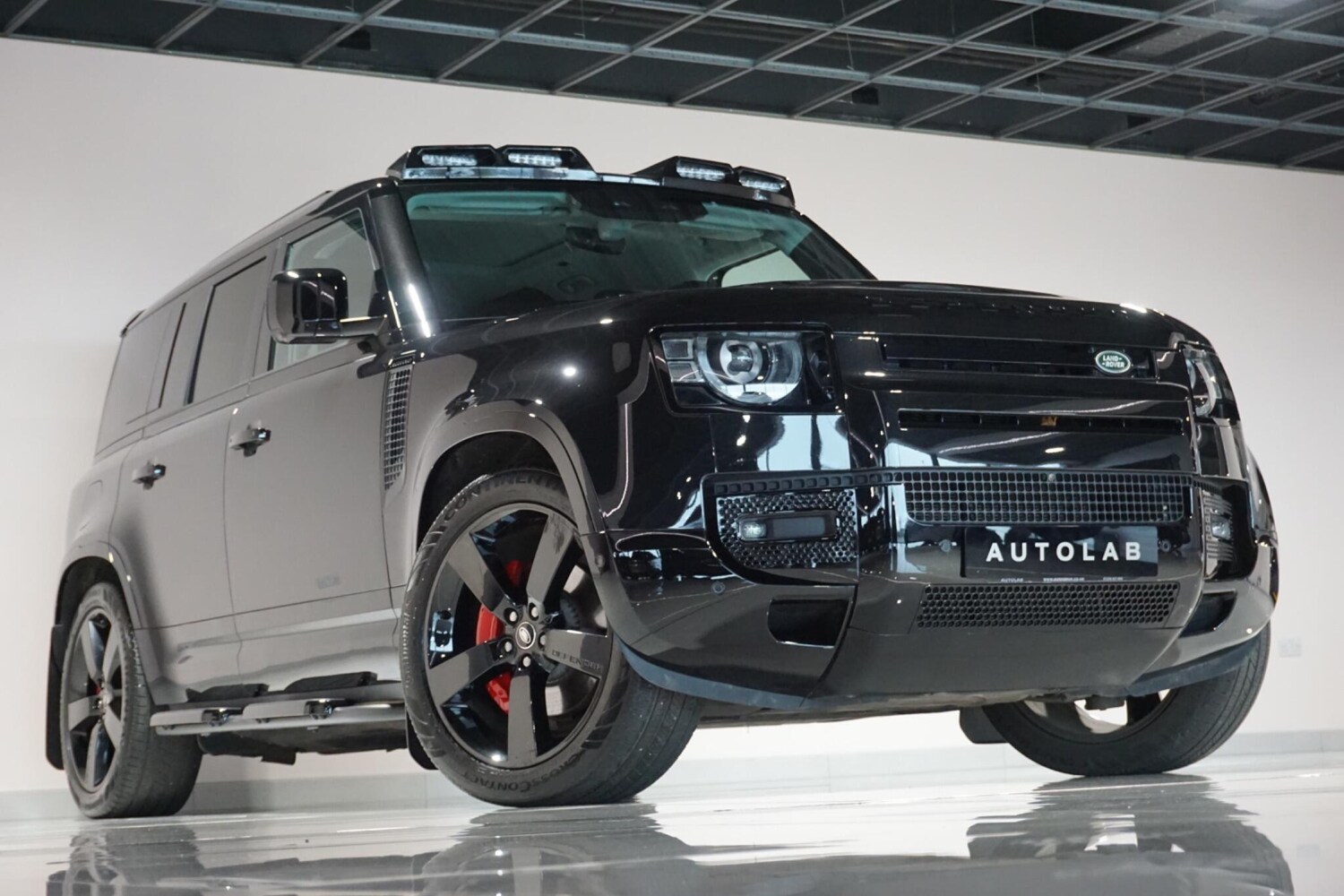 Used Land Rover Defender 110 for sale - 77440144: Photo 32