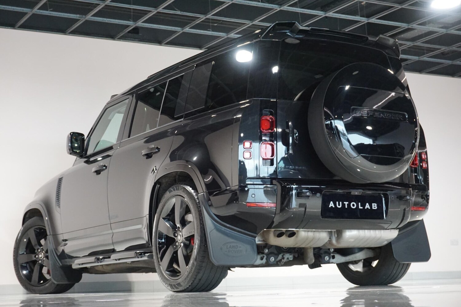 Used Land Rover Defender 110 for sale - 77440144: Photo 33