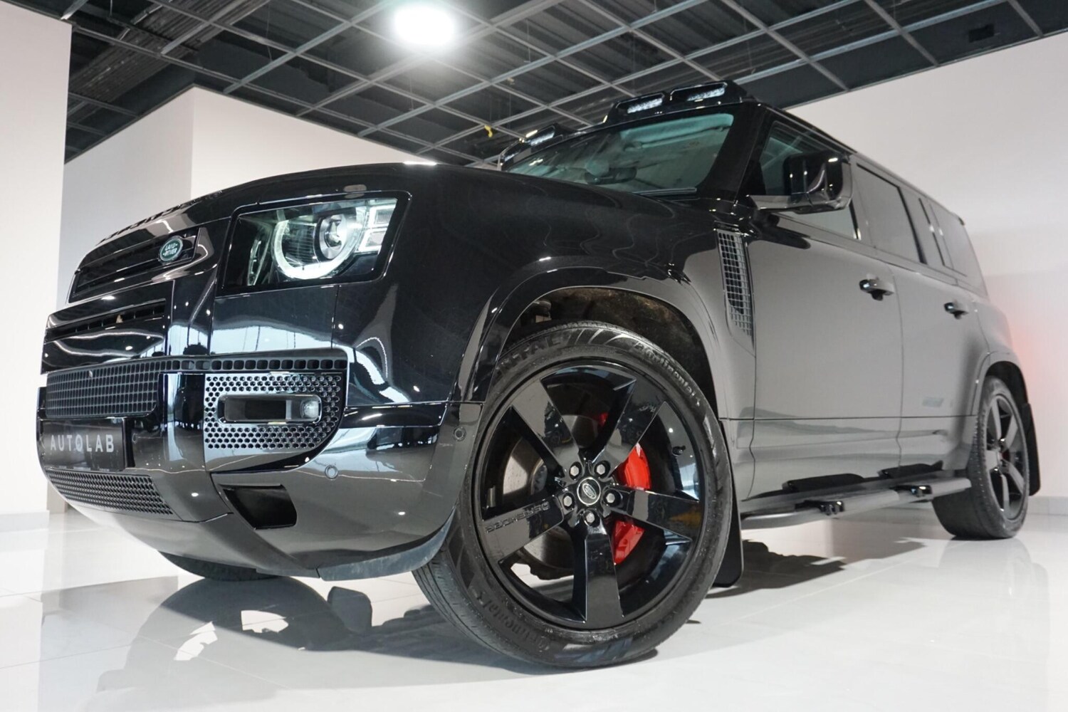 Used Land Rover Defender 110 for sale - 77440144: Photo 34