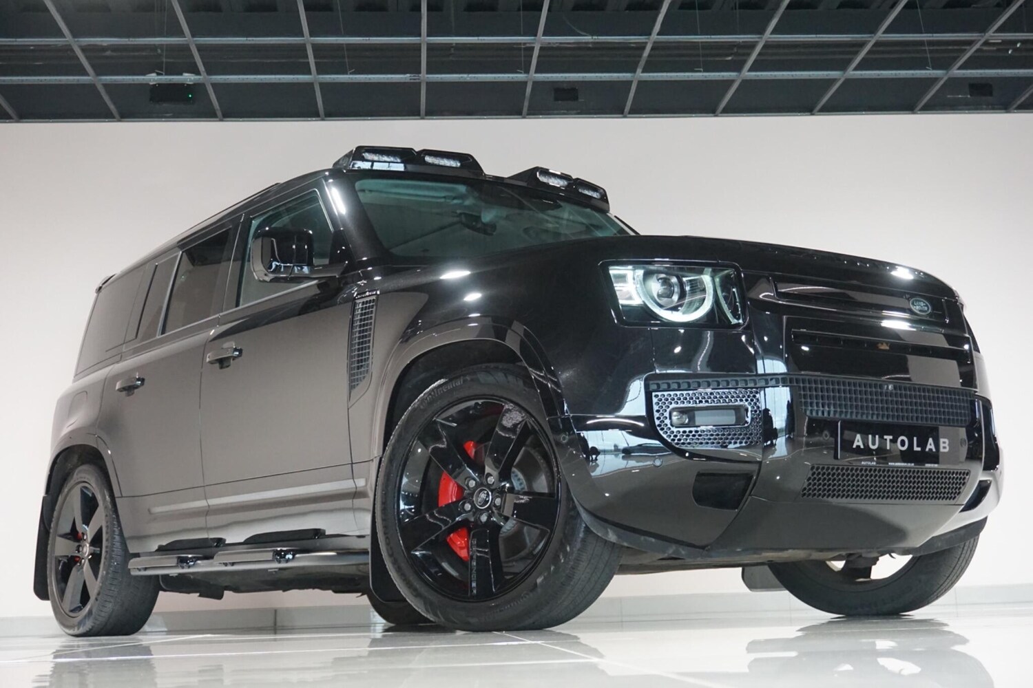 Used Land Rover Defender 110 for sale - 77440144: Photo 36