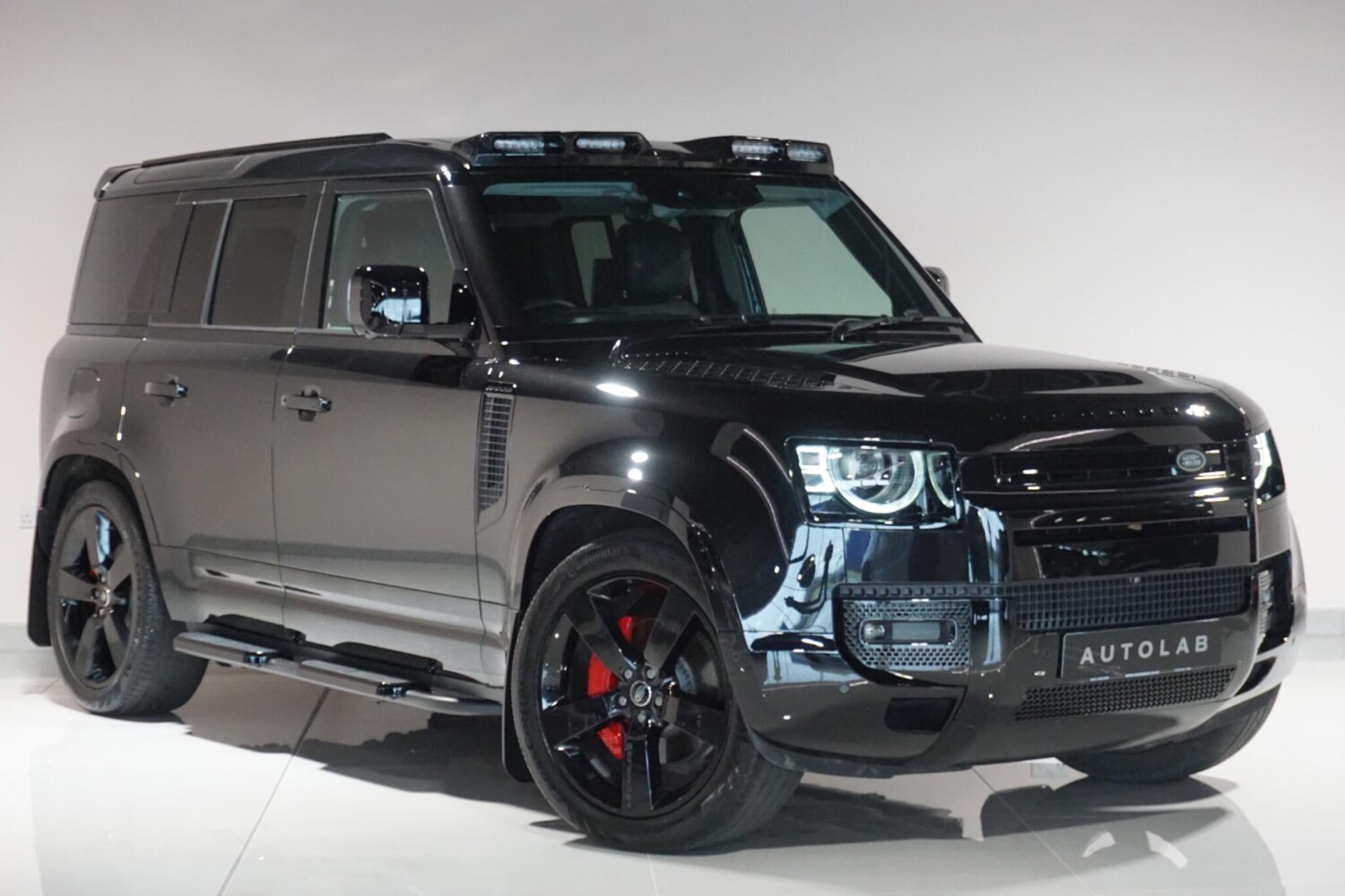 Used Land Rover Defender 110 for sale - 77440144: Photo 41