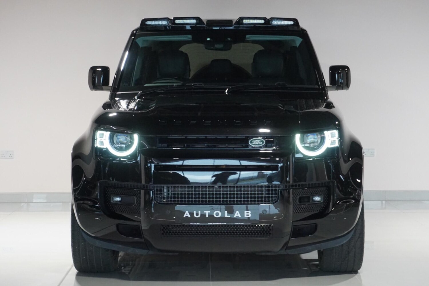 Used Land Rover Defender 110 for sale - 77440144: Photo 7