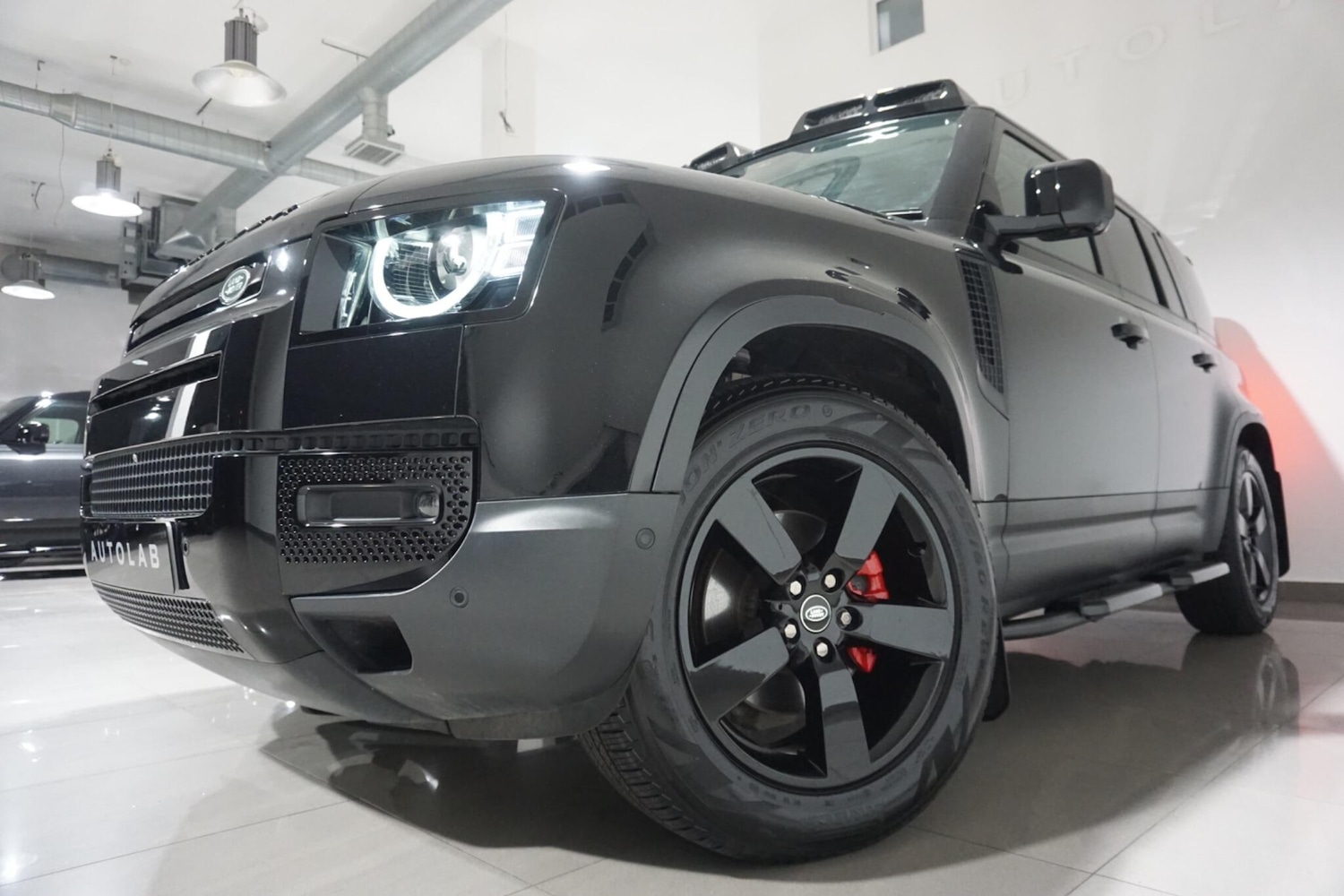 Used Land Rover Defender 110 for sale - 76476486: Photo 27