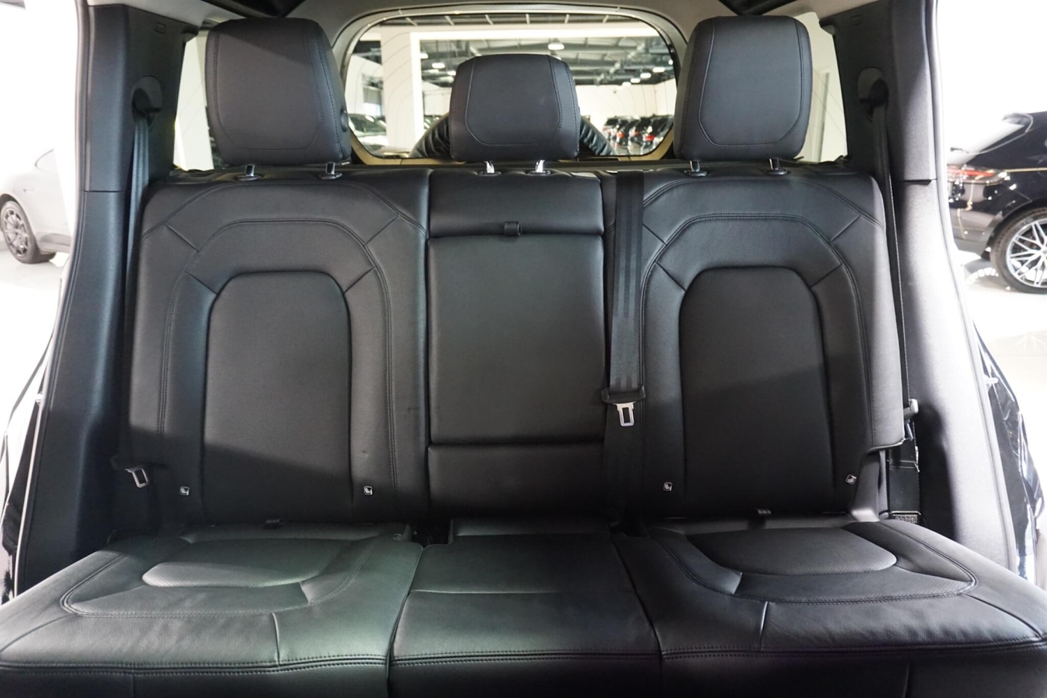 Used Land Rover Defender 110 for sale - 78135564: Photo 11