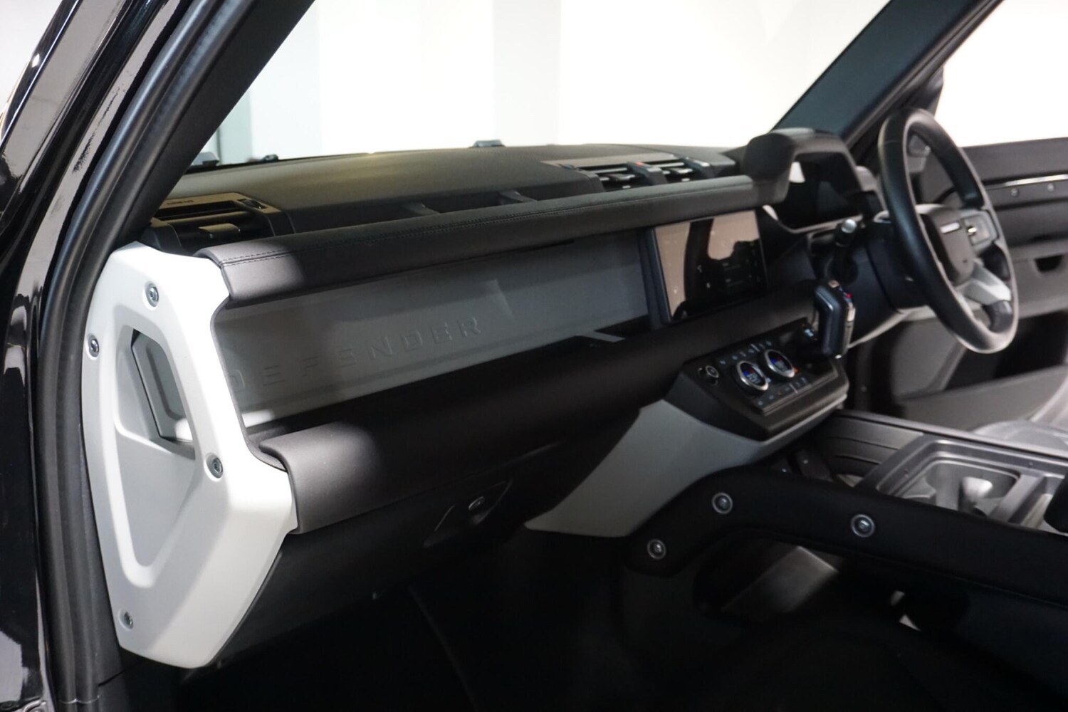 Used Land Rover Defender 110 for sale - 78135564: Photo 57