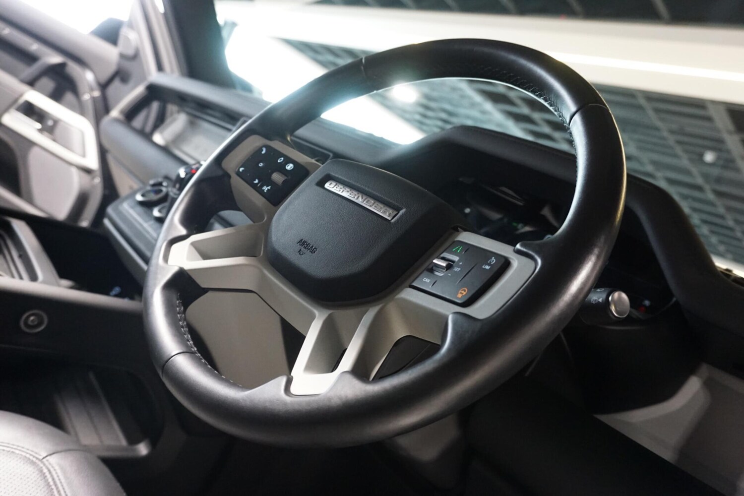 Used Land Rover Defender 110 for sale - 78135564: Photo 60