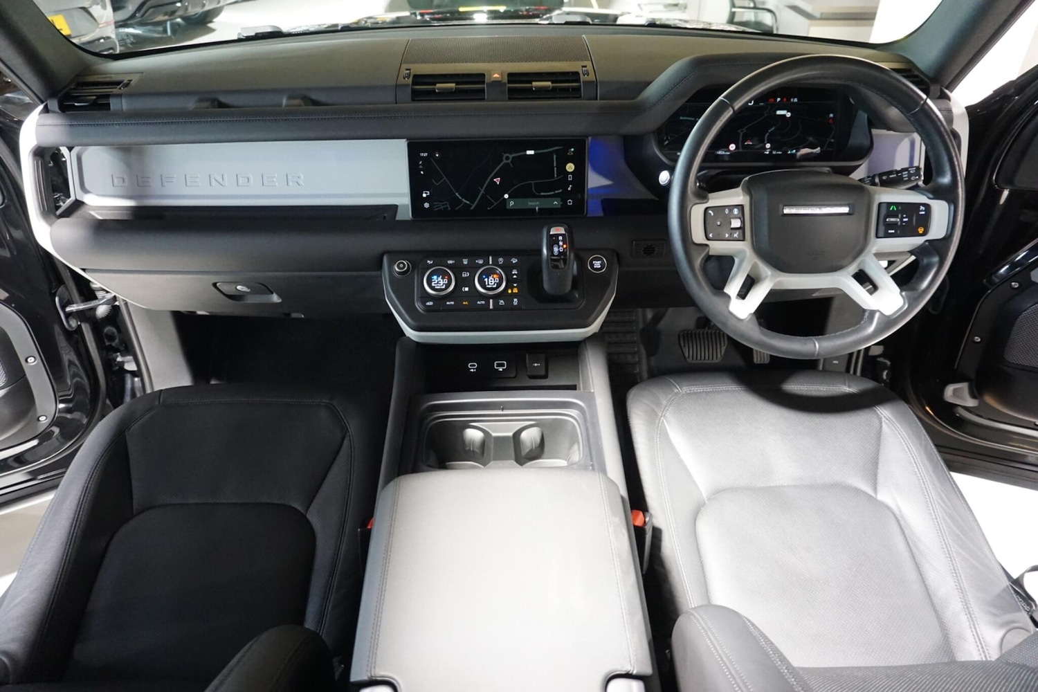 Used Land Rover Defender 110 for sale - 78135564: Photo 9