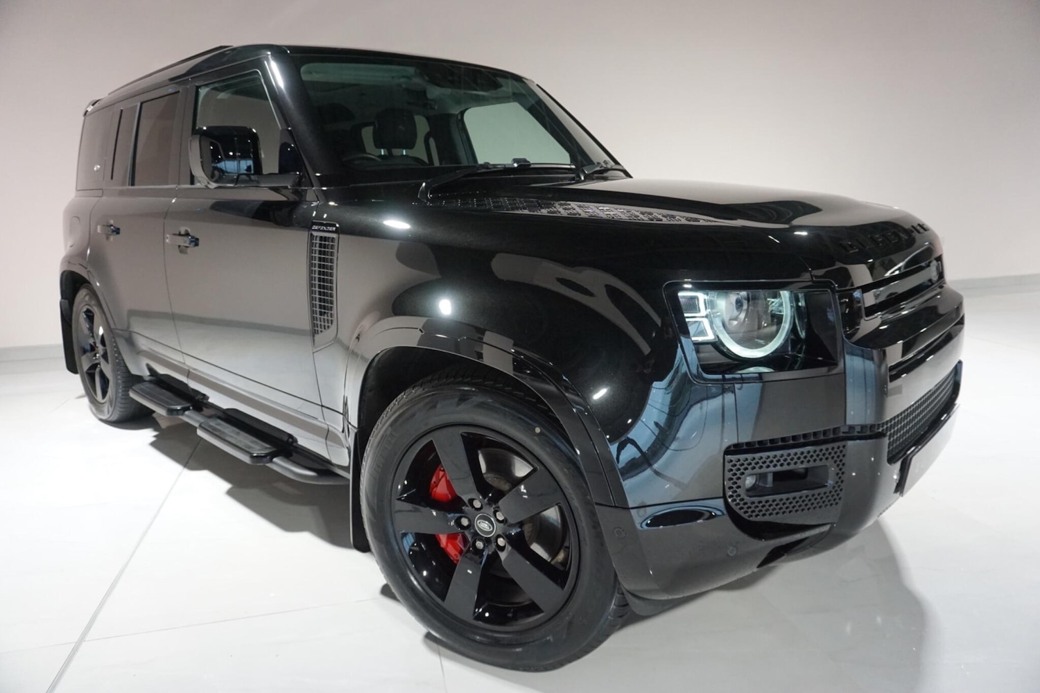 Used Land Rover Defender 2024 for sale - 77722507: Photo 11