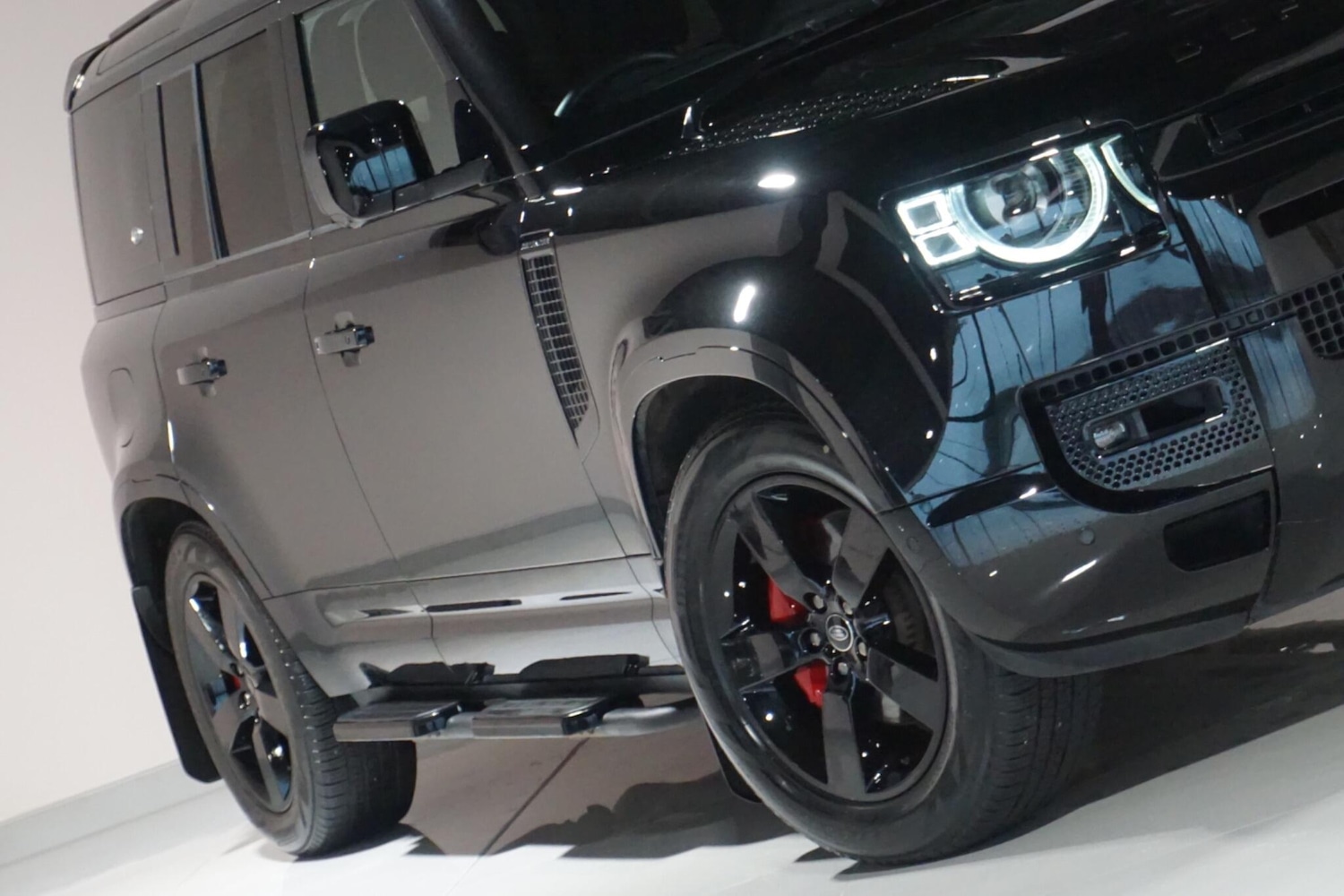 Used Land Rover Defender 2024 for sale - 77722507: Photo 30