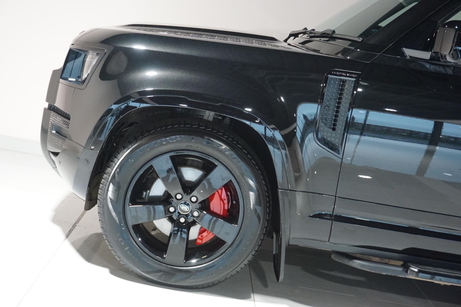 Used Land Rover Defender 2024 for sale - 77722507: Photo 36