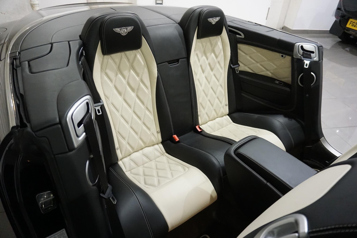 Used Bentley Continental 2013 for sale - 76013379: Photo 48