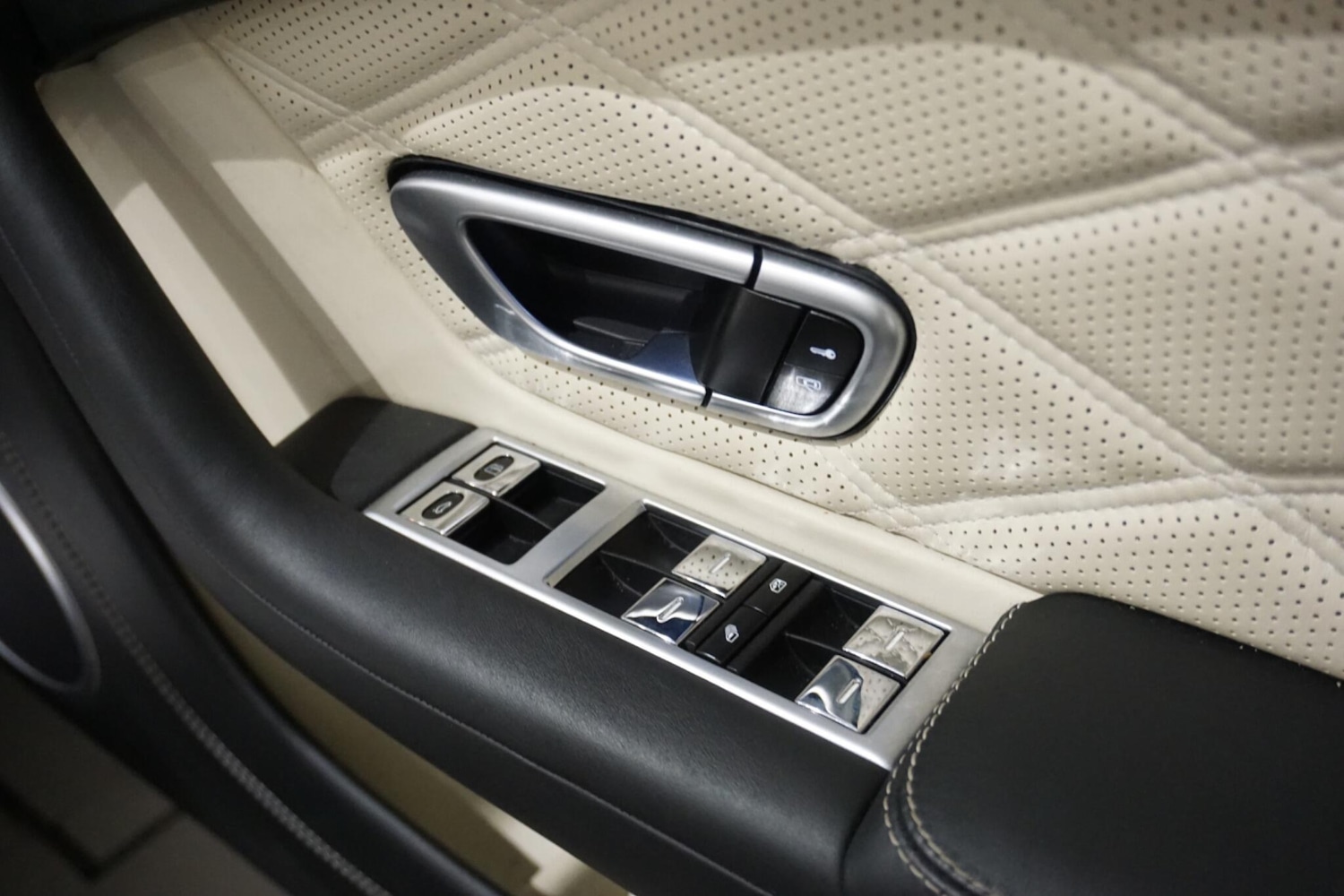 Used Bentley Continental 2013 for sale - 76013379: Photo 58