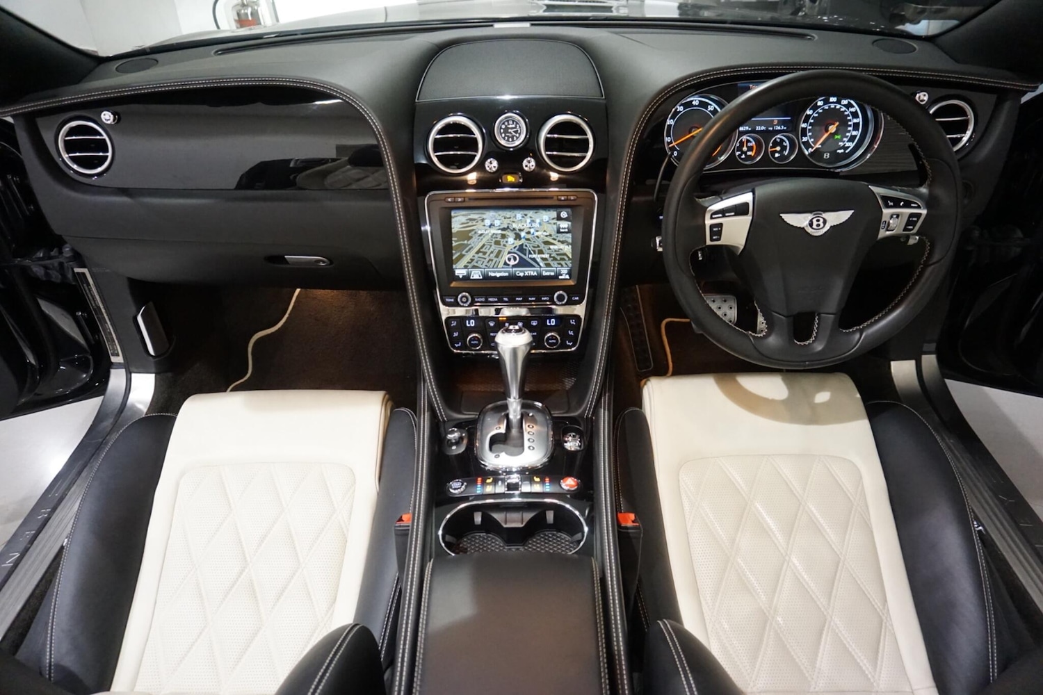 Used Bentley Continental 2013 for sale - 76013379: Photo 6