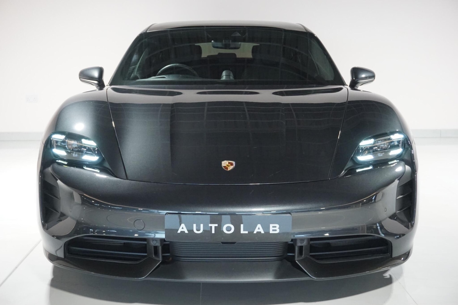 Used Porsche Taycan 2023 for sale - 77525007: Photo 22