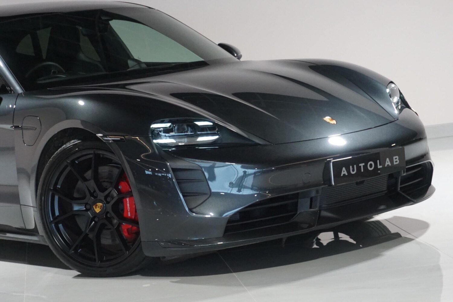 Used Porsche Taycan 2023 for sale - 77525007: Photo 28