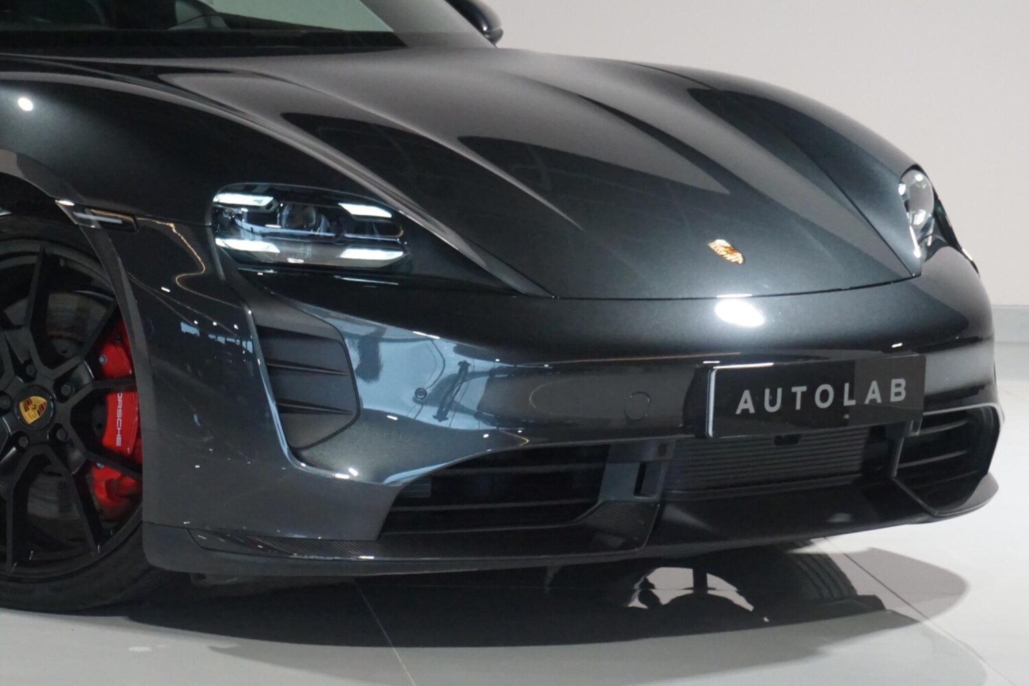 Used Porsche Taycan 2023 for sale - 77525007: Photo 32