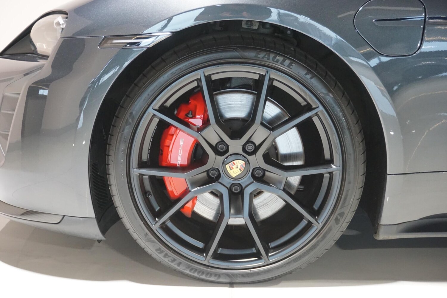 Used Porsche Taycan 2023 for sale - 77525007: Photo 47