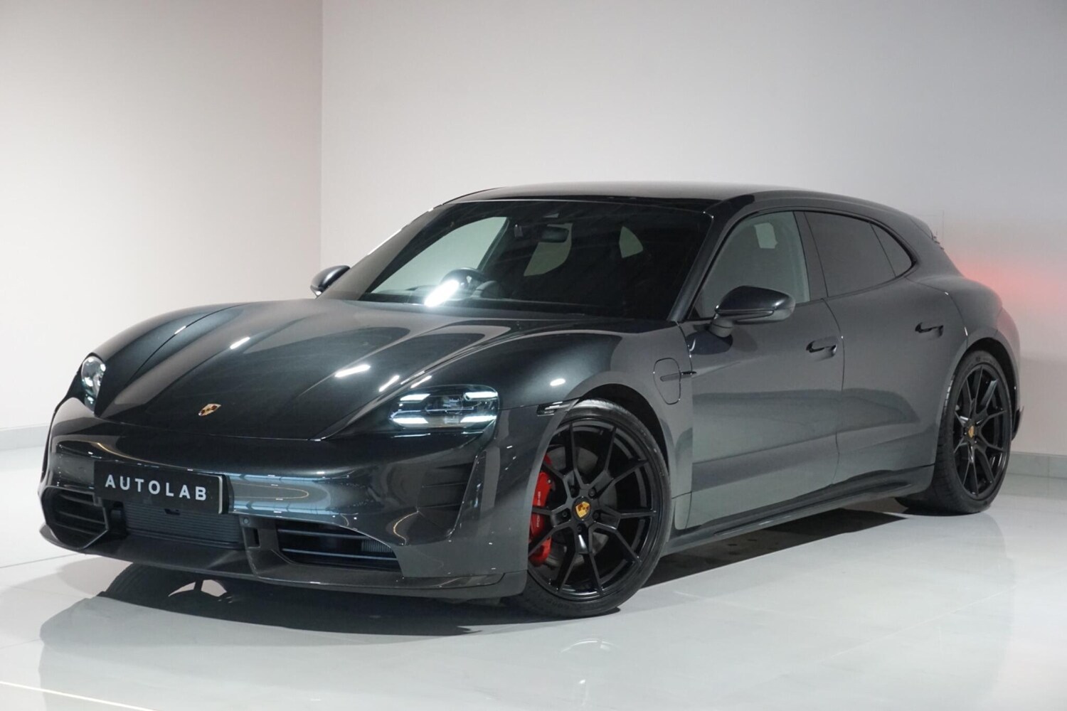 Used Porsche Taycan 2023 for sale - 77525007: Photo 9