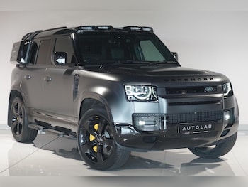 Used Land Rover Defender 110 2024 for sale - 78796458: Photo