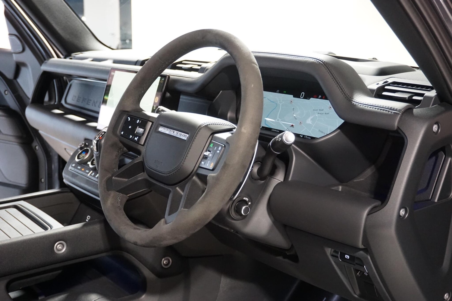 Used Land Rover Defender 2022 for sale - 77315238: Photo 14