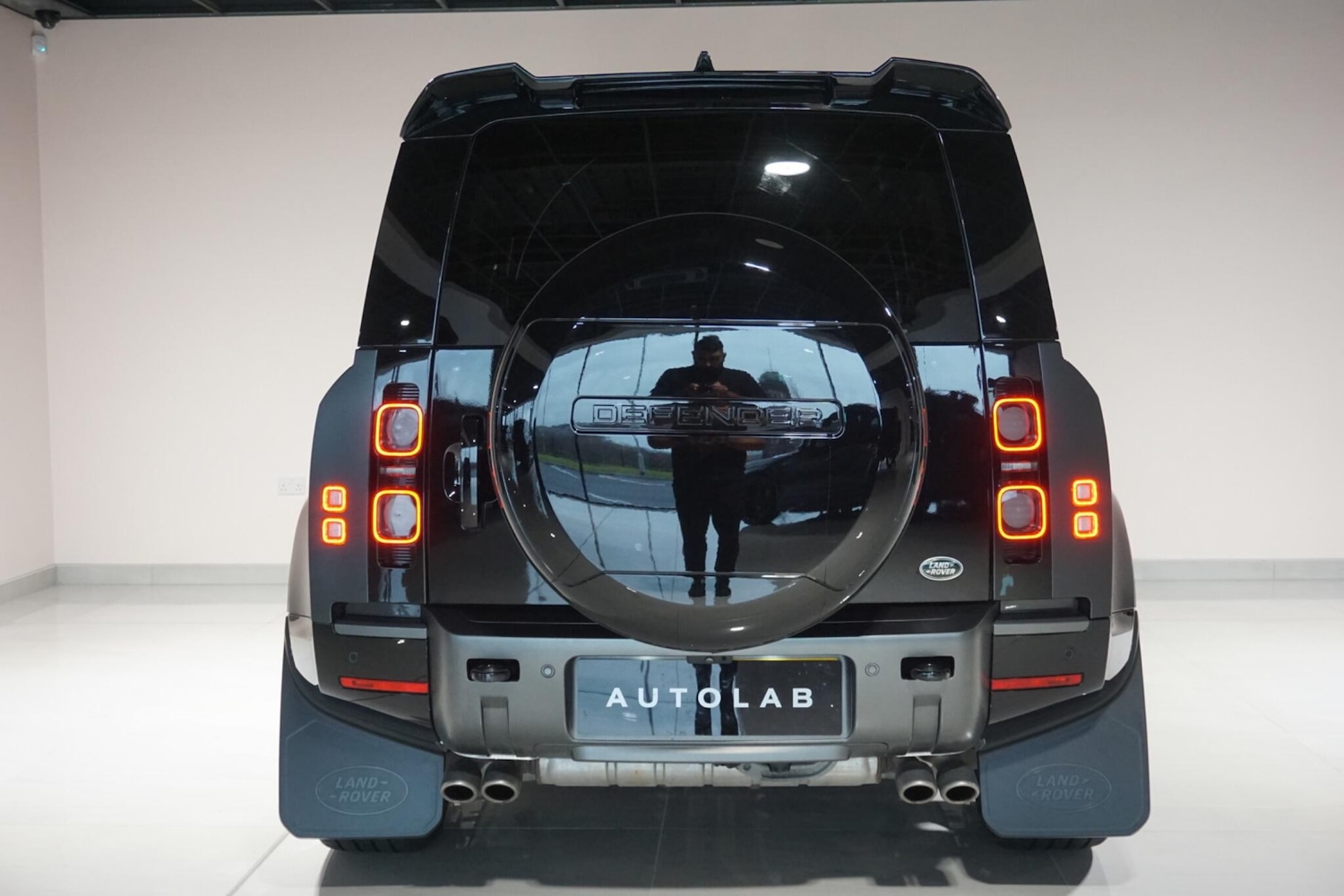 Used Land Rover Defender 2022 for sale - 77315238: Photo 31